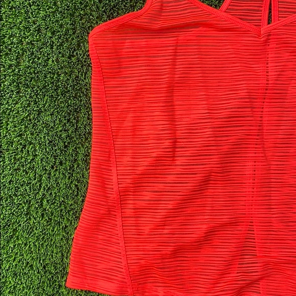 Strappy open slits in back v neck tank top - Picture 3 of 13